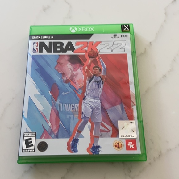 NBA 2K22 XBOX SERIES X NEW VIDEO GAME GAMER SPORTS - Picture 4 of 7